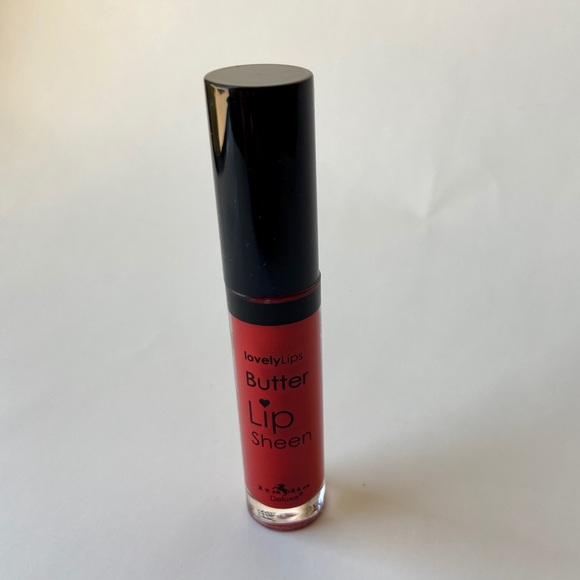 Makeup Bundle - Picture 6 of 8